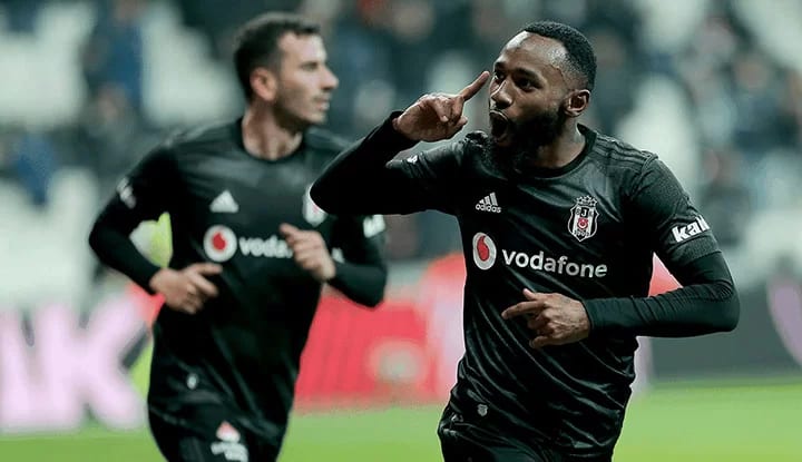 N'Koudou'dan önemli açıklamalar! Transfer hedefini anlattı!