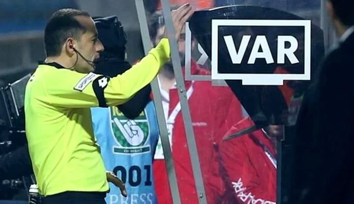 Cüneyt Çakır ve Mete Kalkavan için suç duyurusu!