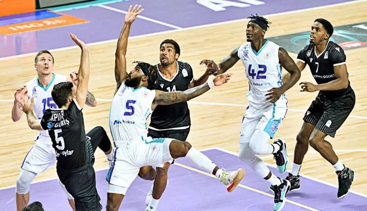 Beşiktaş Sompo Sigorta, Afyon deplasmanında mağlup