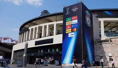 Şampiyonlar Ligi resmi hesabından "Come To Beşiktaş" çağrısı!