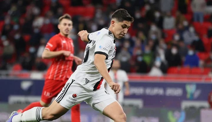 Emirhan İlkhan'ı takip eden dünya devi ortaya çıktı!