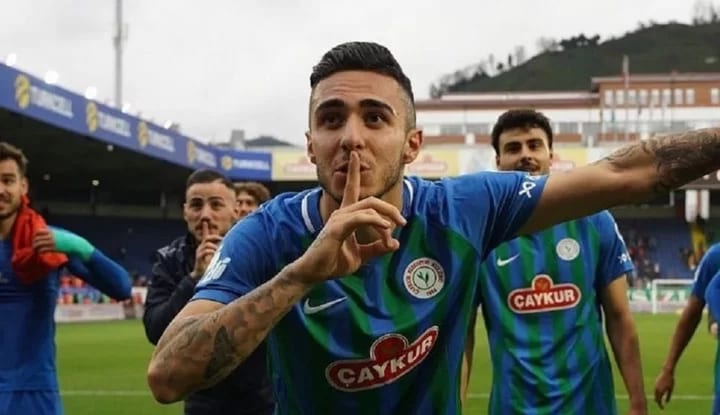 Emirhan Topçu, Beşiktaş'ı seçti!