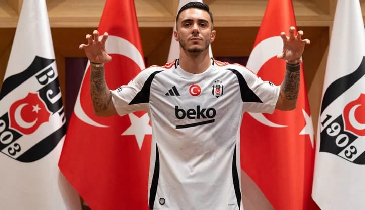 Emirhan Topçu'nun lisansı çıktı!
