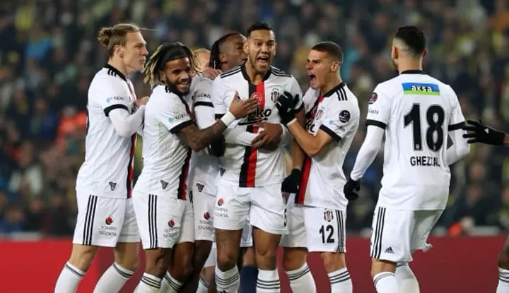 Eski Beşiktaşlı futbolcu silahlı saldırıya uğradı!