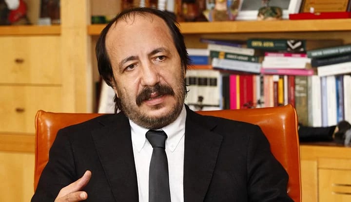 "Şimdi yanan eve değil, kül olan eve girilecek"