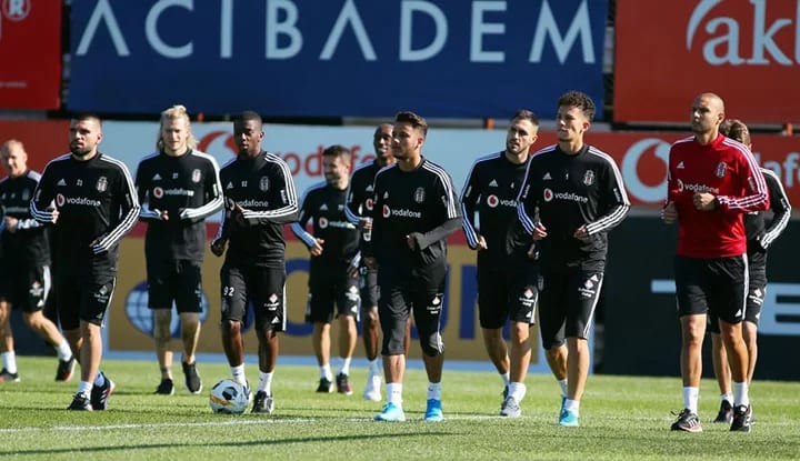 Beşiktaş'ta Braga maçı hazırlıkları başladı! N'Koudou...