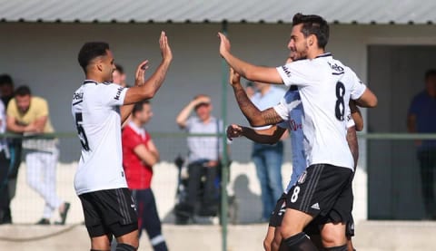 "Beşiktaş'ta uzun yıllar forma giymek istiyorum"