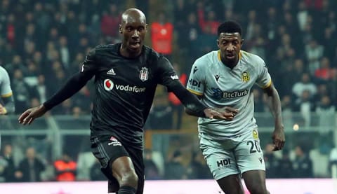 Atiba, yine zirvede!