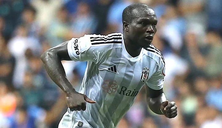 Fernando Santos'tan derbi için Aboubakar kararı!