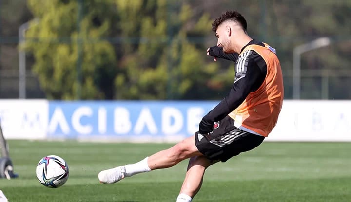 Beşiktaş'ta Ajdin Hasic müjdesi