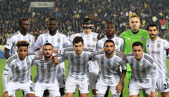 Flaş iddia! 3 yıldız daha ayrılıyor!