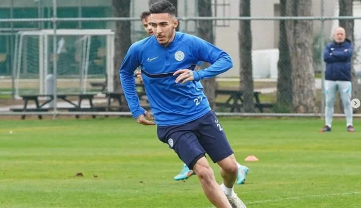 Flaş iddia Emirhan Topçu, transferinde sürpriz rakip!