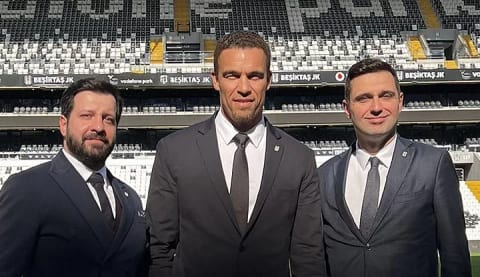 Galatasaray haberlerine bu sözlerle gönderme yaptı!