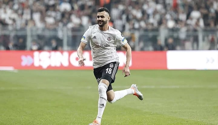 Ghezzal yeşil sahalara geri döndü!