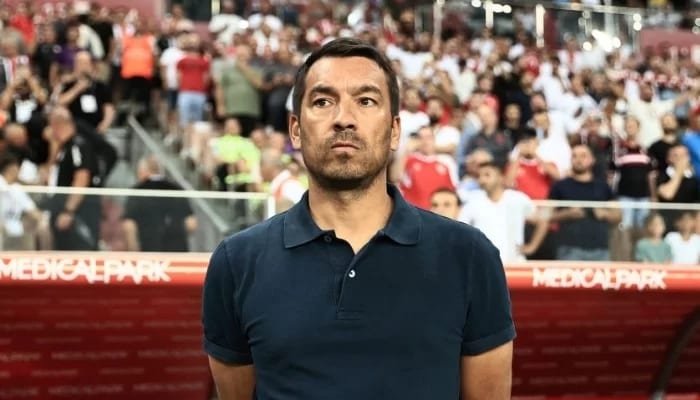 Giovanni van Bronckhorst'tan Semih Kılıçsoy açıklaması!