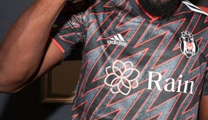Gönderilmek isteniyordu, Beşiktaş'ın vazgeçilmez ismi oldu!