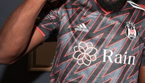 Gönderilmek isteniyordu, Beşiktaş'ın vazgeçilmez ismi oldu!