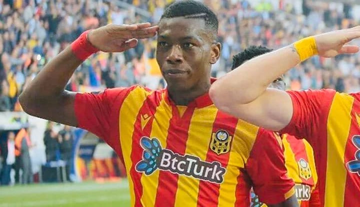 Hadebe'nin menajerinden yeni açıklama
