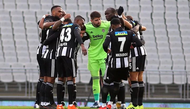 Hem "Gizli Kaptan" hem de "40 yıllık Beşiktaşlı" gibi...