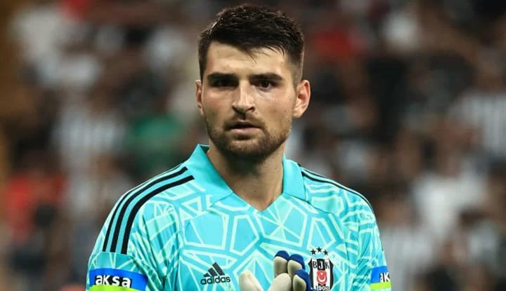 İngiliz basınından flaş iddia! Ajax, Ersin Destanoğluna talip!