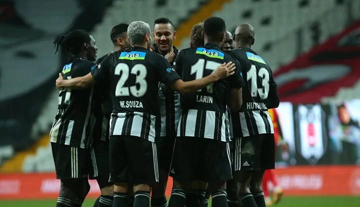 İlk yarının lideri Beşiktaş!