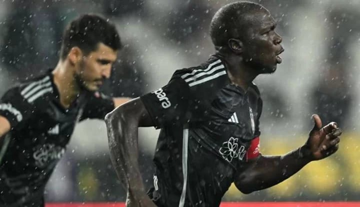 İşte Beşiktaş'ta Aboubakar'ın avans isteme sebebi!