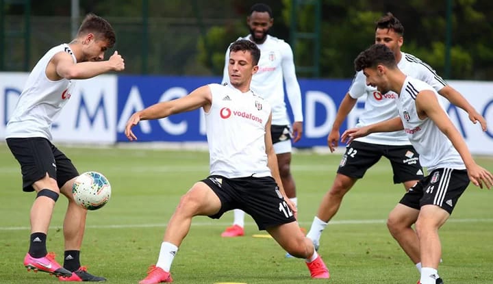 İşte Gökhan Gönül'ün yerine oynaması beklenen isim!