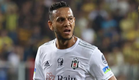 Josef De Souza'dan takım arkadaşlarına destek!