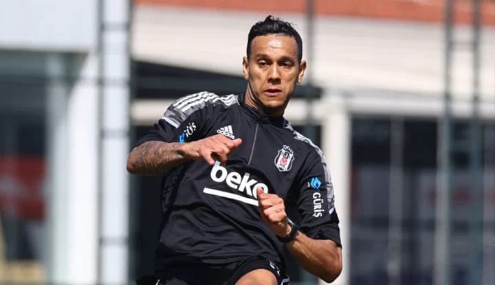 Josef de Souza'dan taraftarlara çağrı