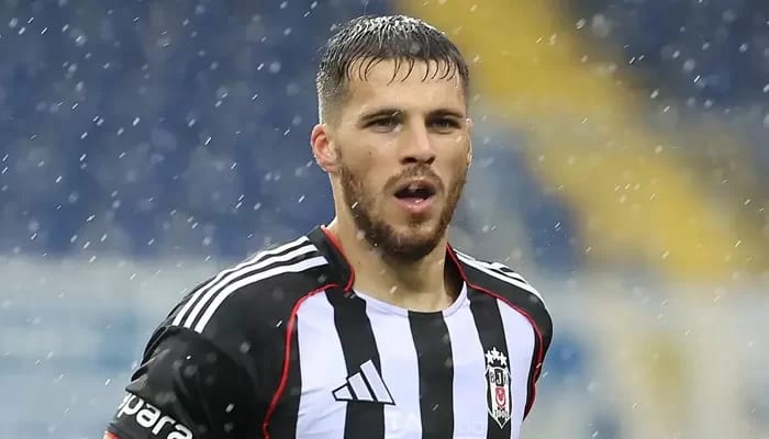 Jurasek Slavia Prag yolunda