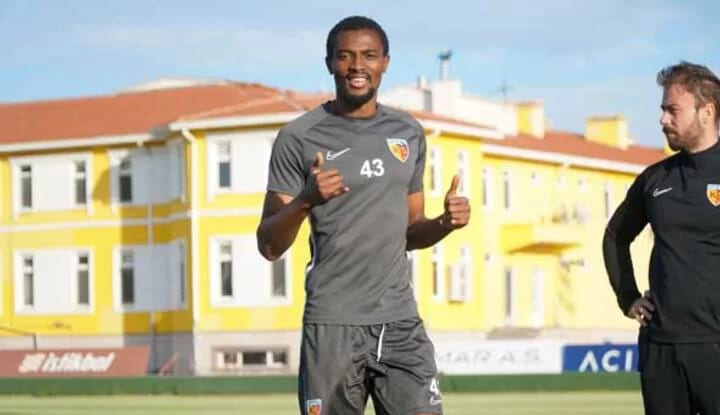 Kayserispor'dan flaş Mensah açıklaması!