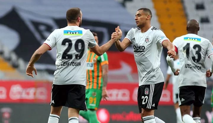 Lider Beşiktaş, farkı açıyor!