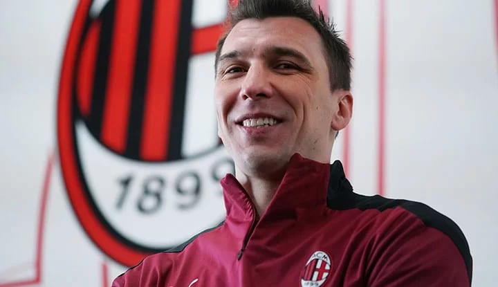 Mandzukic'ten Beşiktaş'a haber geldi!