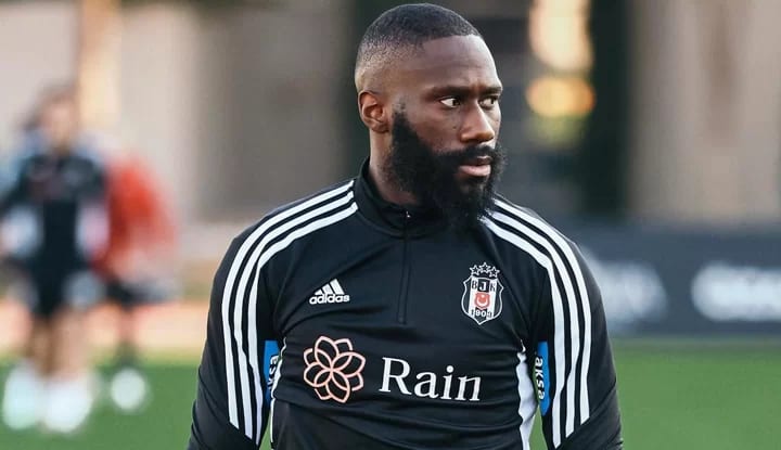 Masuaku'nun Beşiktaş'ta geleceği belirsiz!