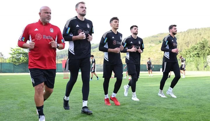 Mert Günok, Beşiktaş'ın 1 numarası olmak istiyor!