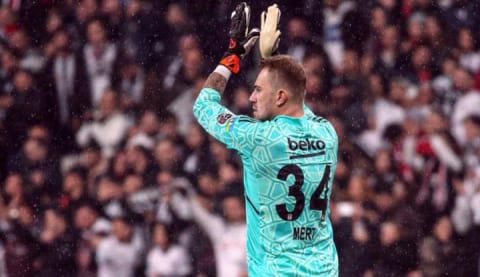 Mert Günok penaltı çalıştı!