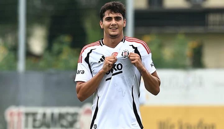 Mustafa Erhan Hekimoğlu'na yeni sözleşme!