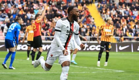 N'Koudou'dan ilk 11 cevabı! "Beşiktaş için her zaman..."