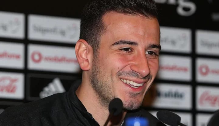 Oğuzhan Özyakup'tan yönetimi sevindiren haber