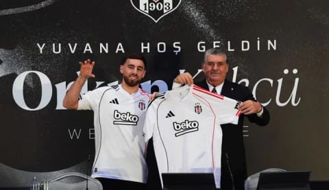 Orkun Kökçü'nün lisansı çıktı!