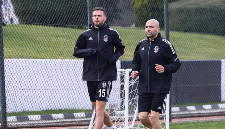 Pjanic ve Oğuzhan Özyakup'ta son durum! Açıklama geldi!