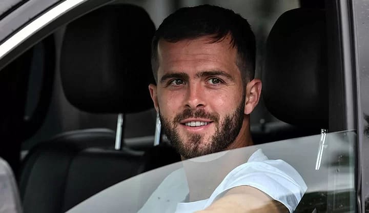 Pjanic paylaşım yaptı, Juventus sandılar!