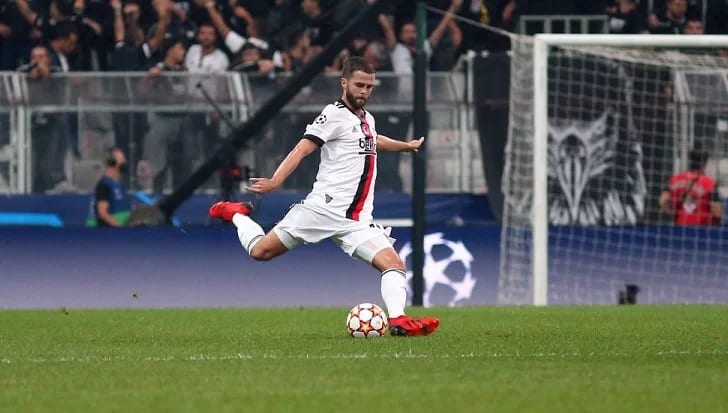 Pjanic'ten yenilen gollere cevap!