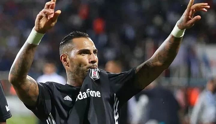 Quaresma Türkiye'ye dönmek istiyor!