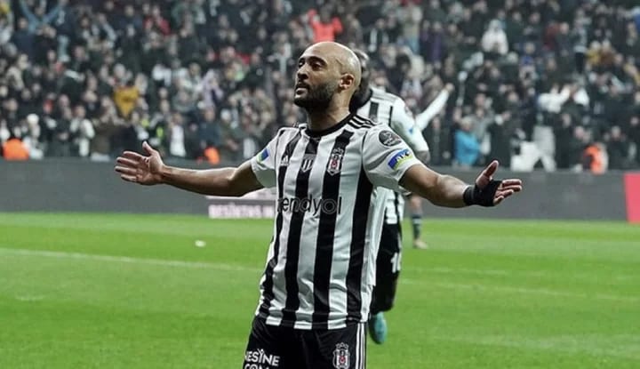 Redmond derbide damga vurdu!