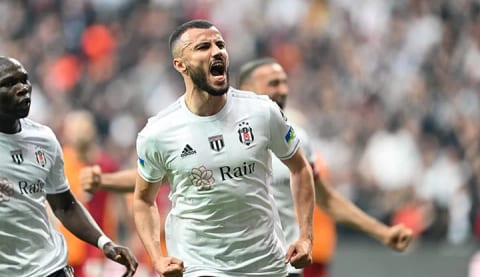 Saiss'e Katar'dan teklif!