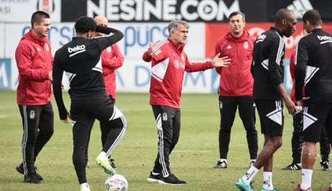 Şenol Güneş istatistiklerde Okan Buruk'un üstünde
