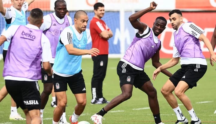 Şenol Güneş'in tercihi yıldız oyuncudan yana!