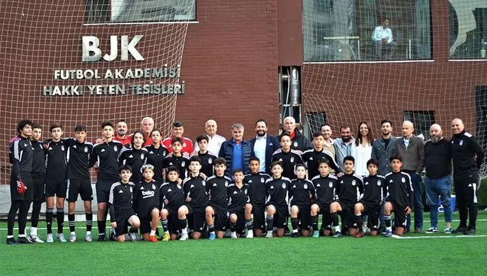Şenol Güneş'ten Beşiktaş Futbol Akademi'sine ziyaret!