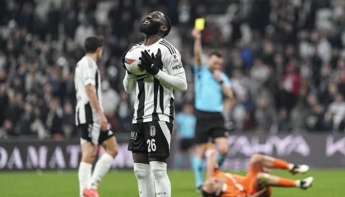 Serdal Adalı: Masuaku gitti, övgüler başladı!